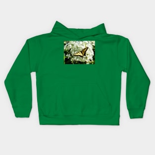 Butterflies - Swallowtail on White Hydrangea Kids Hoodie